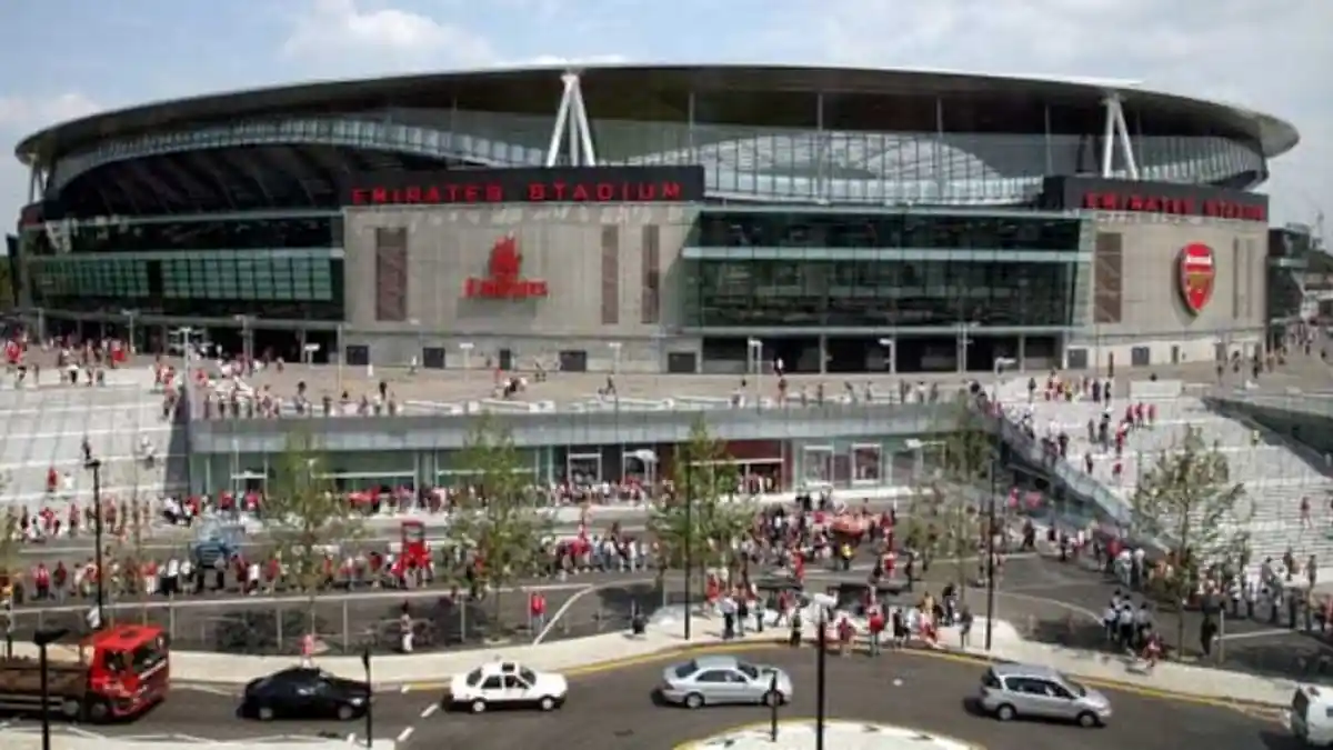 Stadion Emirates Kebakaran Peserta Konferensi Inovasi Digital di Dunia Olah Raga Bubar