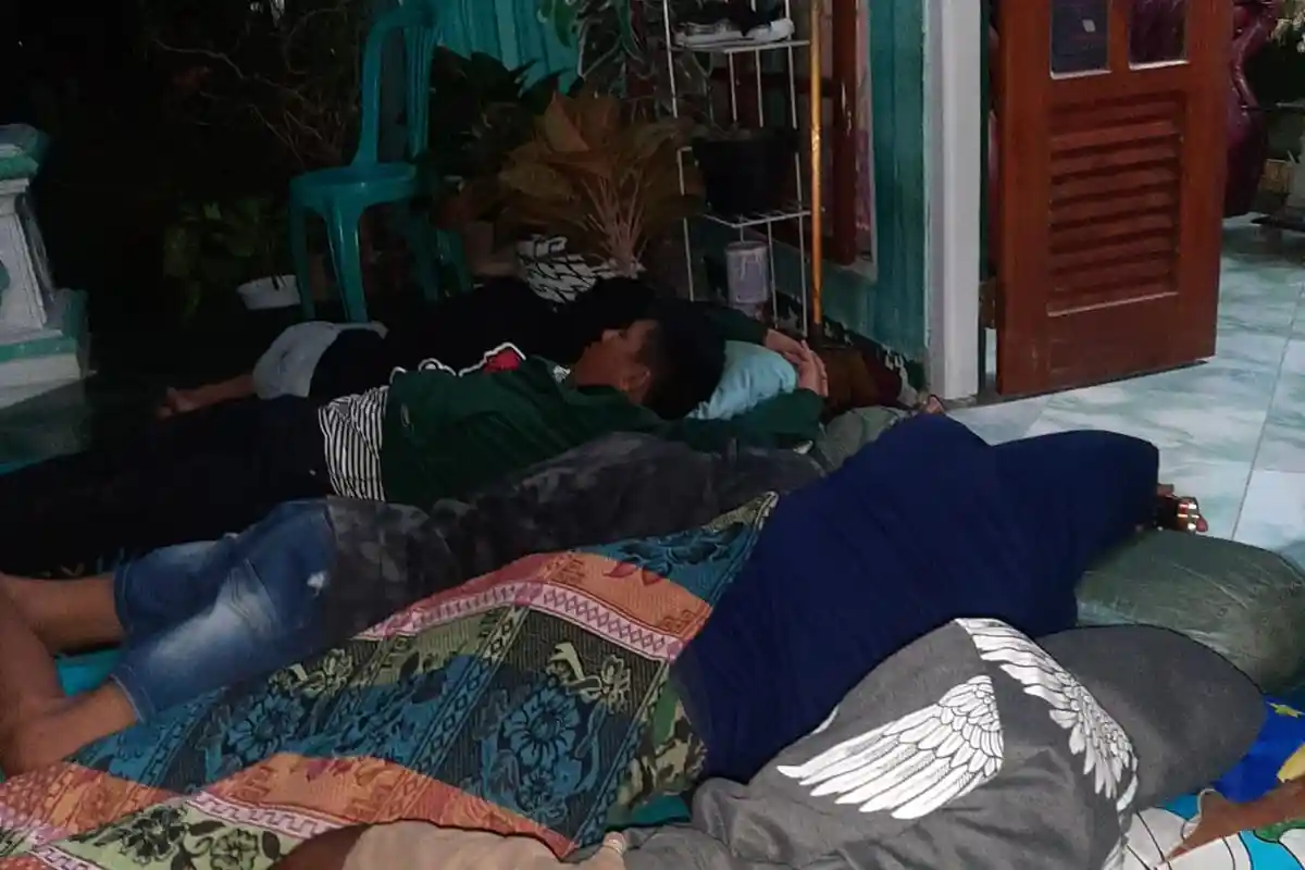 Gempa Bumi Guncang Ruteng, Isu Tsunami, Warga Reo Mengungsi