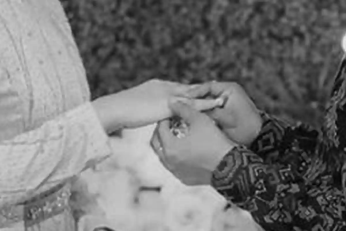 Arti Pesthi, Arti Sujanan, Arti Tinari dalam Weton Jawa: Kecocokan Jodoh berdasar Tanggal lahir