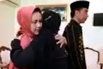 Presiden Jokowi Layat Anak Susi Pudjiastuti
