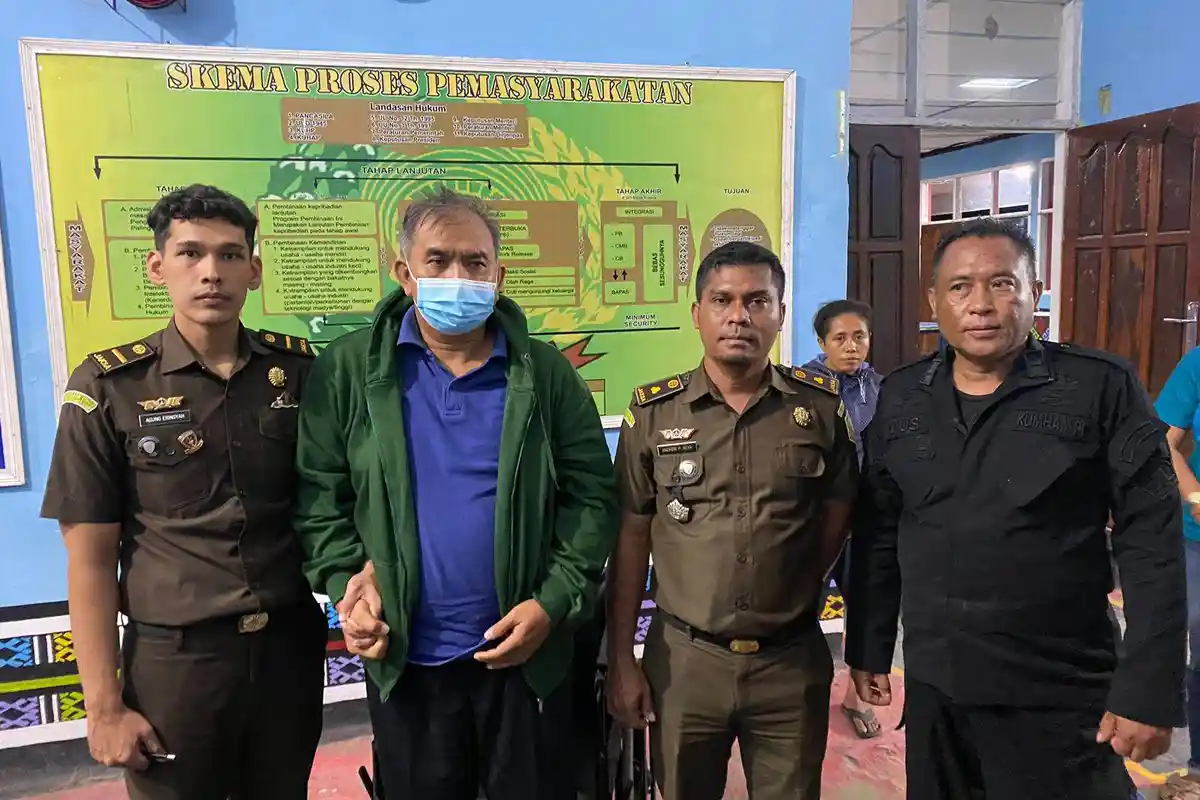 Jaksa Eksekusi Terpidana Kasus Korupsi Pengadaan Alkes RSUD Kefamenanu di TTU NTT