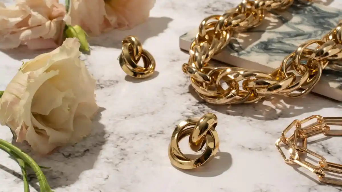 UPDATE Harga Beli Emas Perhiasan di Bali Hari Ini 10 Juni 2024, 8 Karat Rp 346.062 Per Gram