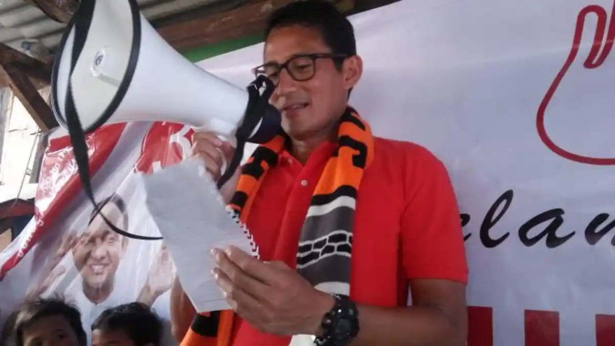 Sapa Warga Palmerah, Sandiaga Jelaskan Program KJP Plus Hingga Bantuan Modal Rp 300 Juta