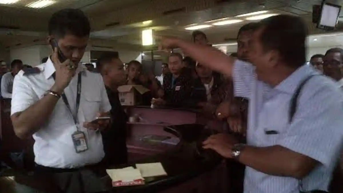 Penumpang Lion Air mengamuk di Bandara Hang Nadim