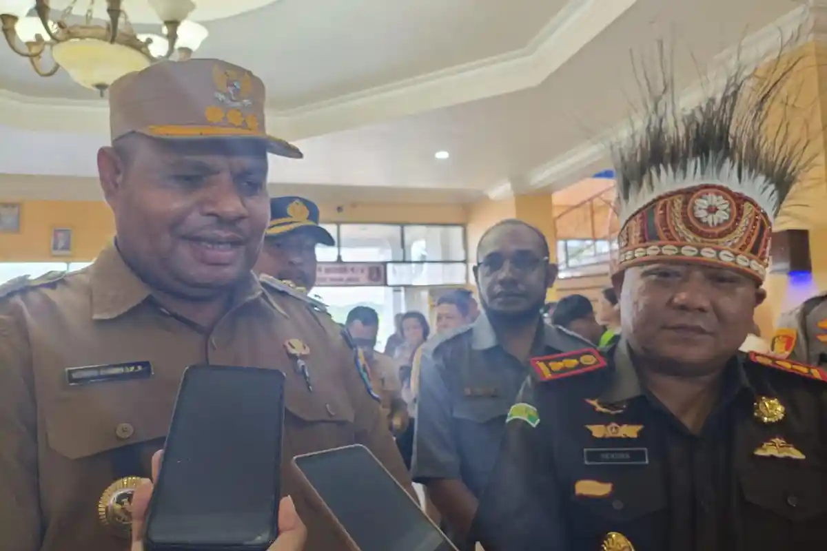 Bupati Supiori Kolaborasi Dengan Kajari Biak Perkuat Integritas Pelayanan