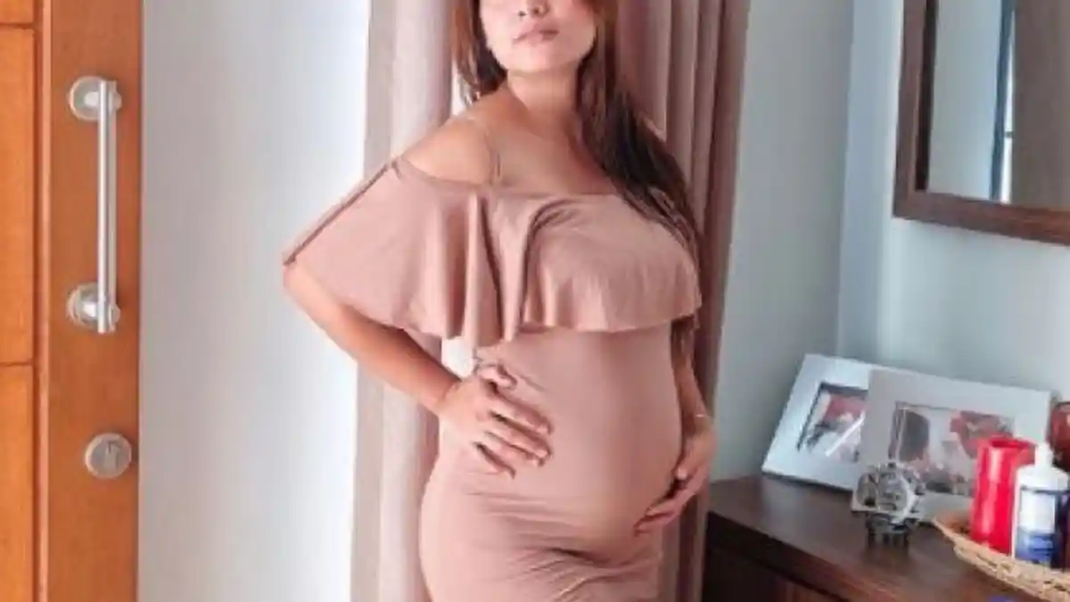 Hamil Muda, Jenny Cortez Batal Syuting Film Horor