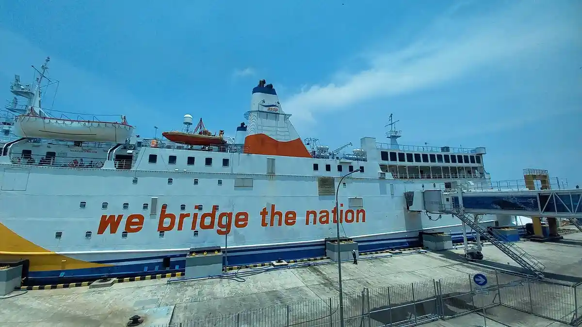 Penjelasan ASDP Soal KMP Portlink 0 Terombang-Ambing 5 Jam di Laut Saat ...