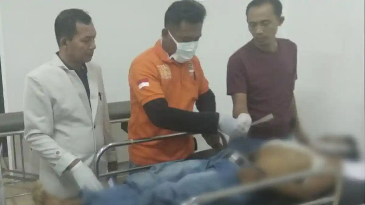 Hendak Bertamu, Pria Ini Ditemukan Tak Bernyawa di Teras Rumah Tetangganya