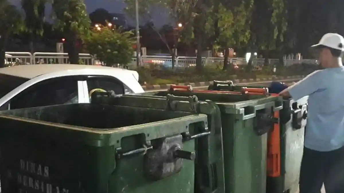 5 Fakta Terkait Pengadaan Tempat Sampah Buatan Jerman di Jakarta