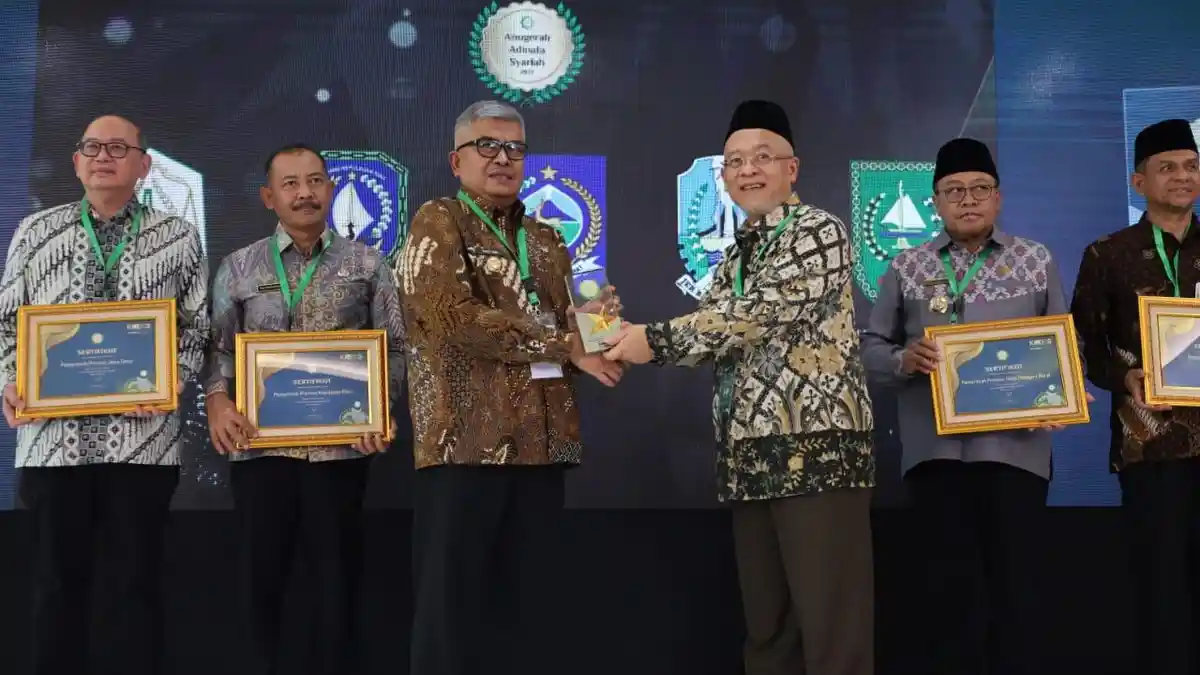 Pemerintah Aceh Raih Juara Pertama Anugerah Adinata Syariah 2024