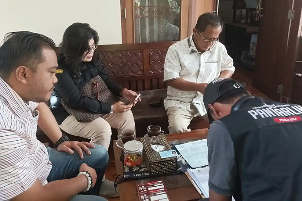 Rumah Wakil Ketua DPRD Toraja Utara Sudah Dicoklit