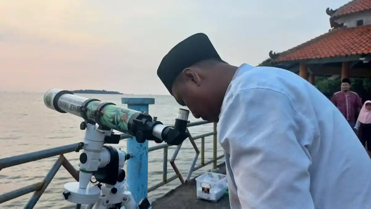 Hilal Tidak Tampak dari Pantai Kartini, Lembaga Falakiyah NU Jepara: Awannya Tebal, Mendung