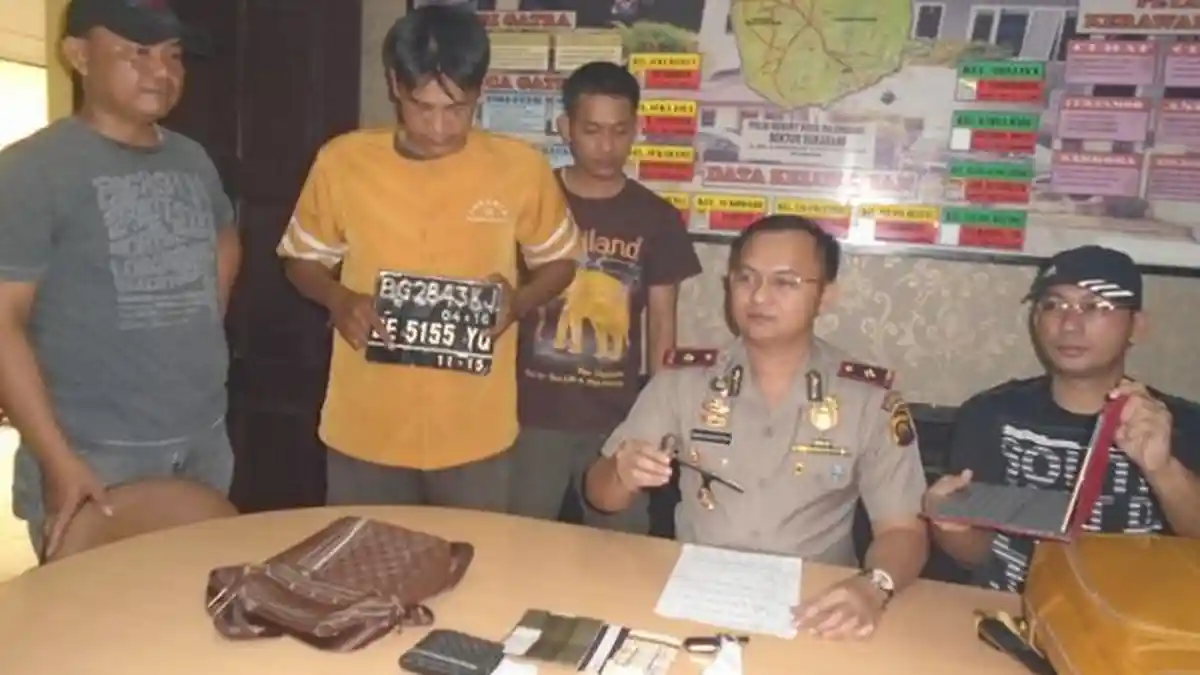 Beraksi di Hari Jumat, Yulius Kena Tembak
