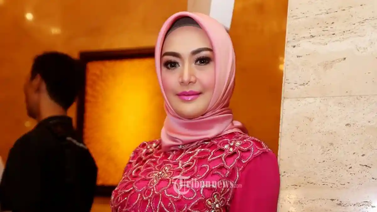 Cerita Artis Eddies Adelia yang Menikah 2 Kali dengan Ferry Setiawan