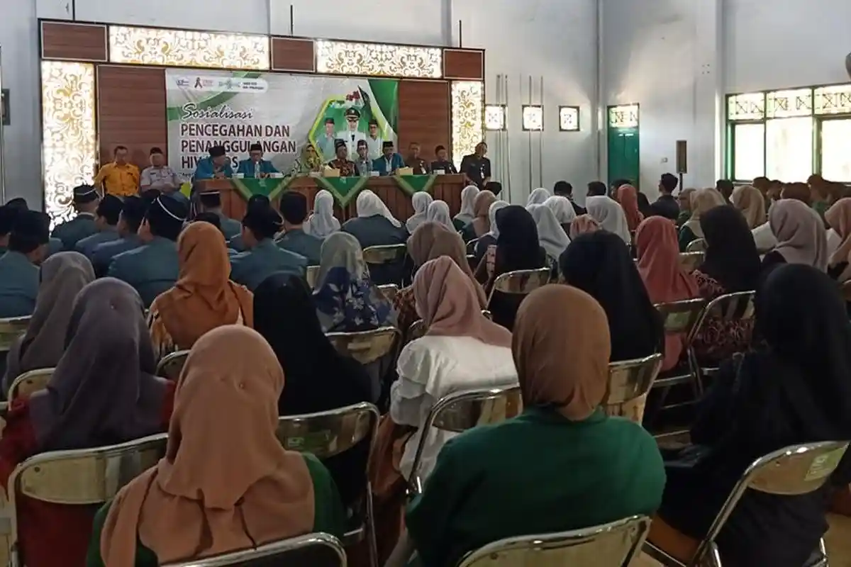 Penderita HIV/AIDS di Kabupaten Pekalongan Ada 892 Orang Hingga 2024 Ini, Begini Kata Bupati Fadia