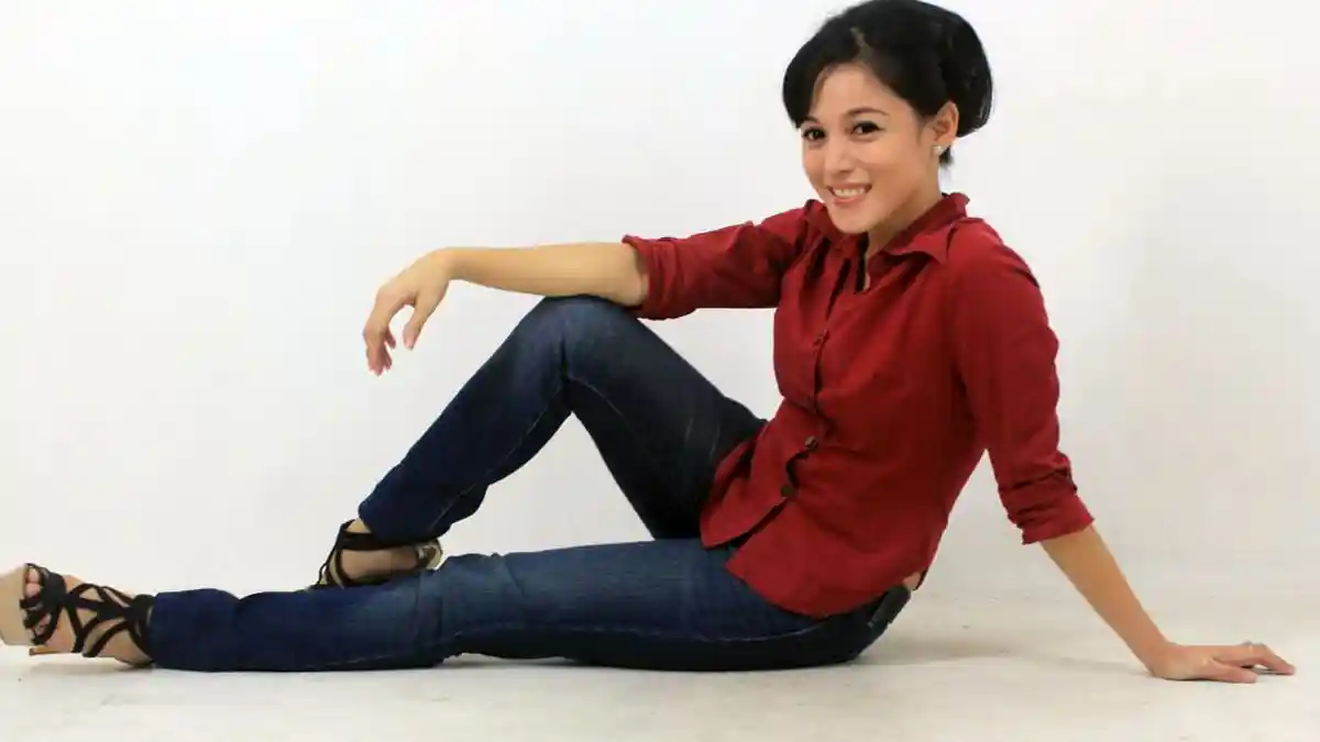 Dua Kali Dipinang Jadi Calon Wakil Bupati Reea JC Pilih Karir Artis