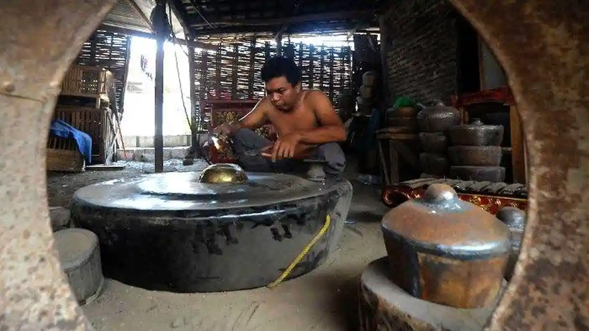Gamelan dari Plat Besi Karya Warga Mojokerto Tembus Pasar Jerman dan Malaysia