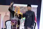 Calon-Gubernur-nomor-urut-2-Khofifah-Emil-saat-mengikuti-debat-Pilgub-Jatim-2024.jpg