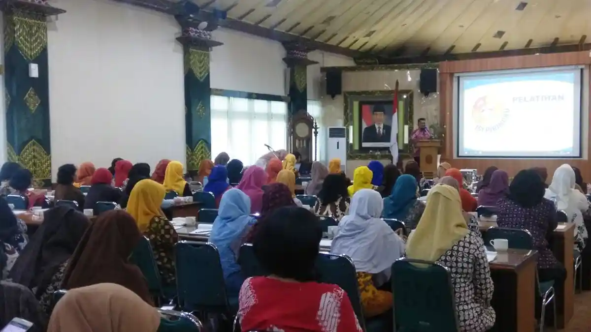 Danone dan Resourceful Parenting Indonesia Kampanyekan Isi Piringku ke Guru PAUD se-Kota Yogya