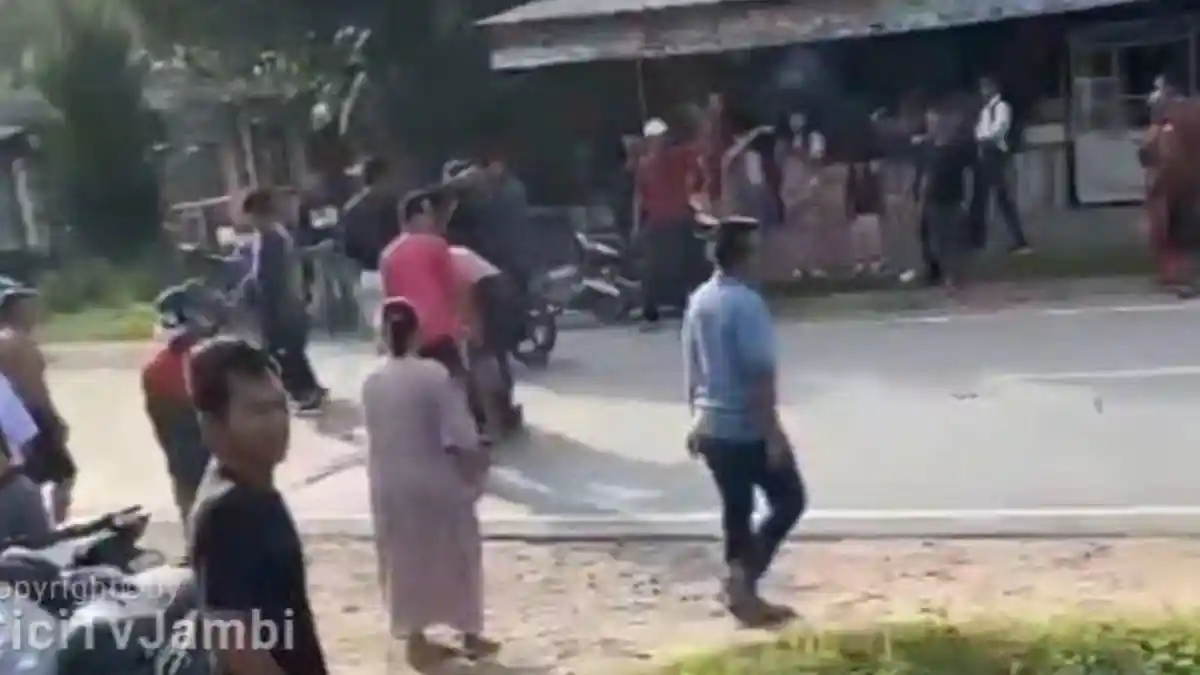 Kecelakaan Maut Libatkan 2 Motor dan Truk, Pelajar SMP Tewas Terlindas