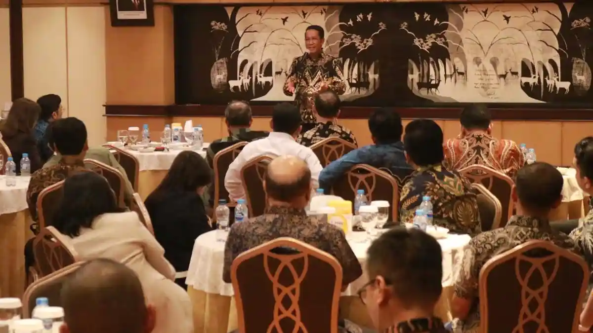 Silaturahmi Menteri Hukum dan Pemred:  Bahas KUHP,  KUHAP hingga Bantuan Hukum