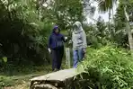 Kabid-DLHK-BS-Yopi-saat-survey-kawasan-Tahura.jpg