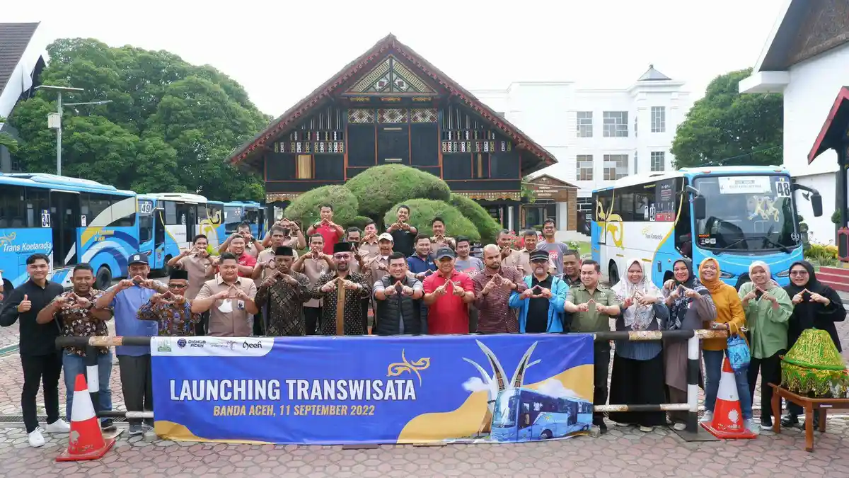 Keren! Disbudpar dan Dishub Luncurkan Trans Meudiwana Khusus ke Spot Wisata