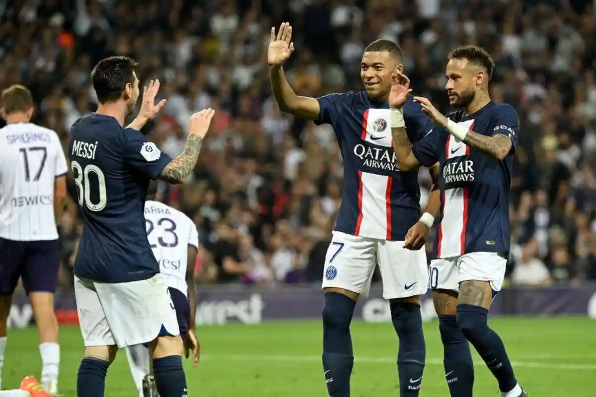Presiden PSG Bakal Memangkas Gaji Pemain Sebesar 30 Persen, Messi, Mbappe dan Neymar Jr Akan Bubar