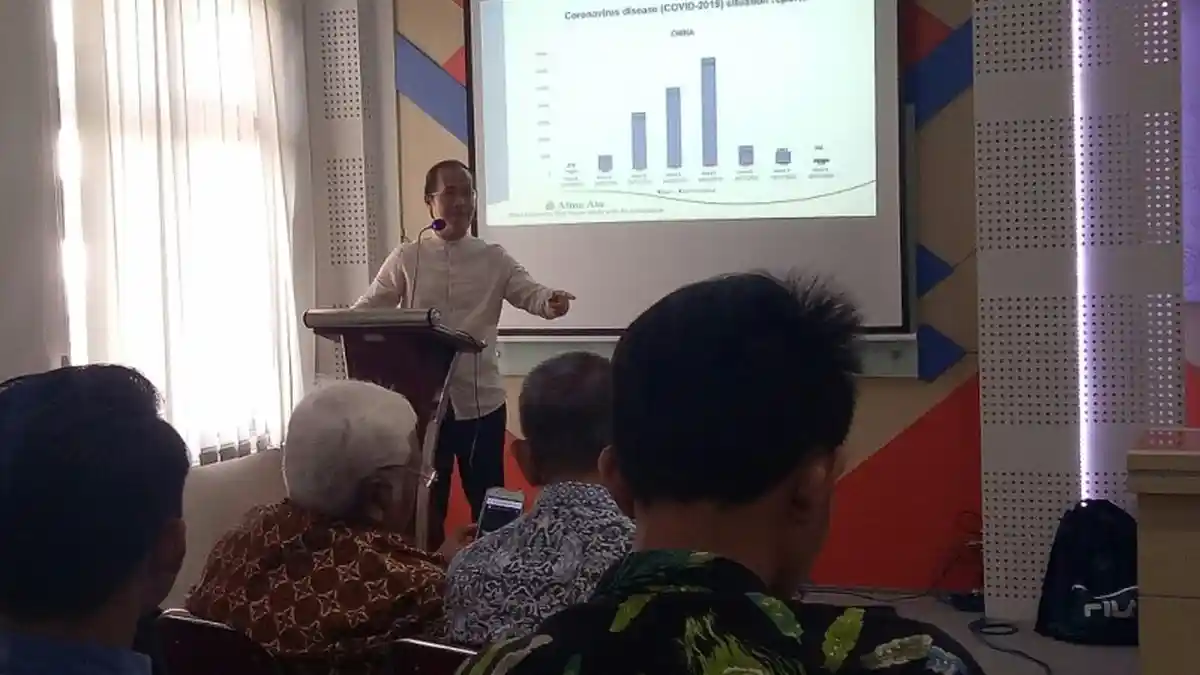 Guru Besar UGM : Pemerintah Tak Boleh Terlambat Tangani Penyebaran Virus Corona