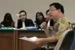 Robert Tantular Bersaksi Untuk Budi Mulya