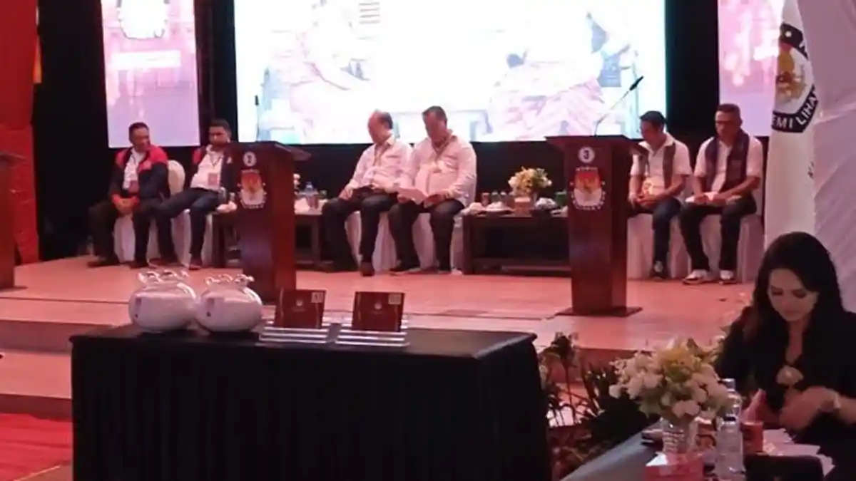 Paslon Bupati dan Wakil Bupati Malaka Adu Gagasan Atasi 8 Masalah