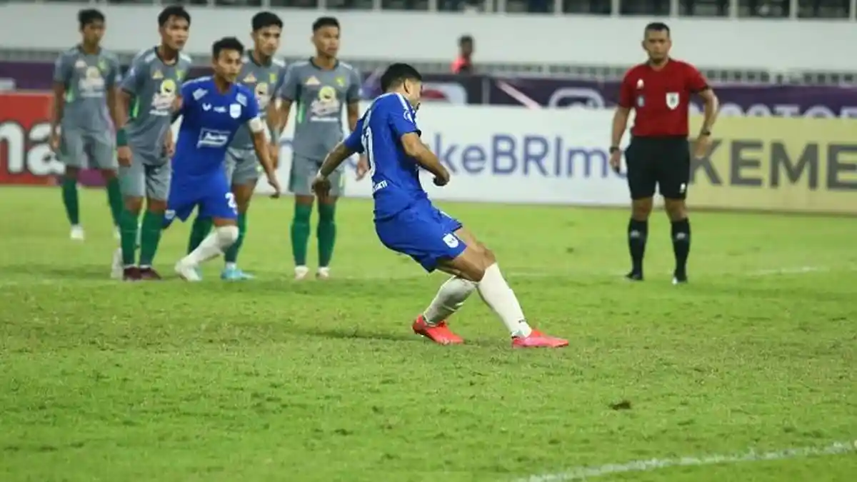 HASIL AKHIR PSIS vs Persebaya : Persebaya Perpanjang Derita Kekalahan PSIS