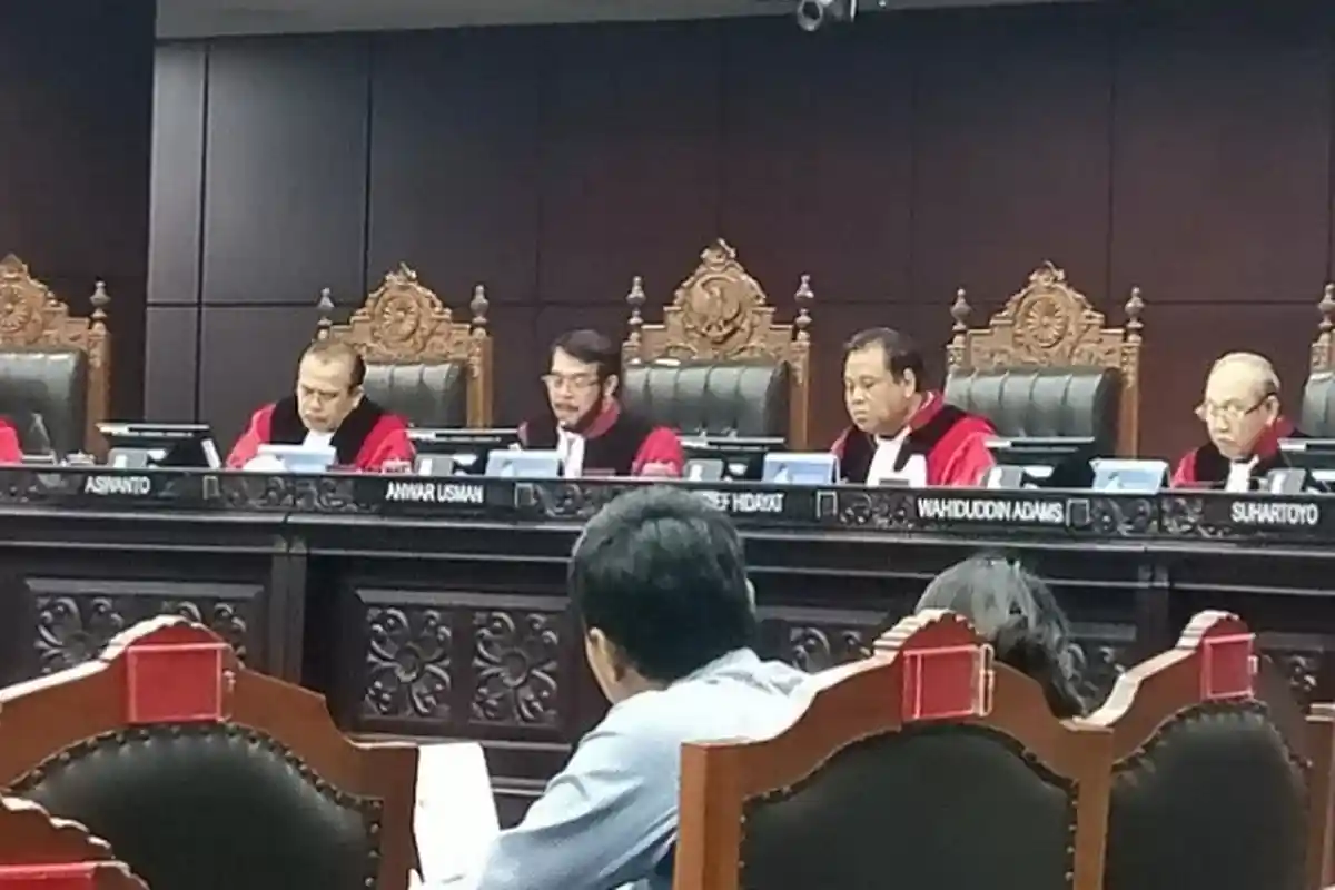 MK Gelar Sidang Lagi soal Syarat Usia Capres-Cawapres Besok, Ini Detil Gugatannya
