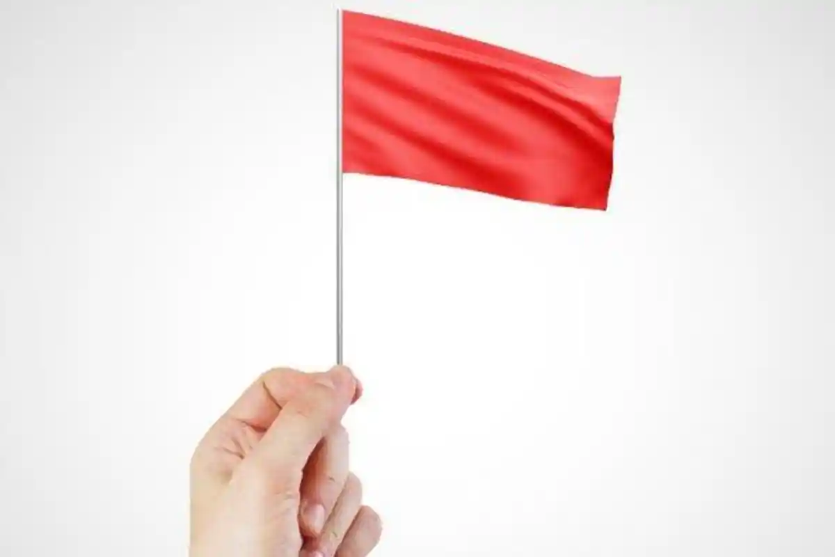 Arti Kata Red Flag, Berlaku dalam Konteks Hubungan Percintaan