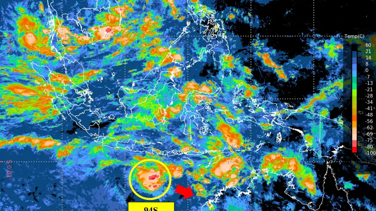 Siklon 94S Mengintai Bima dan Dompu, Waspada Angin Puting Beliung Hingga Hujan Es 