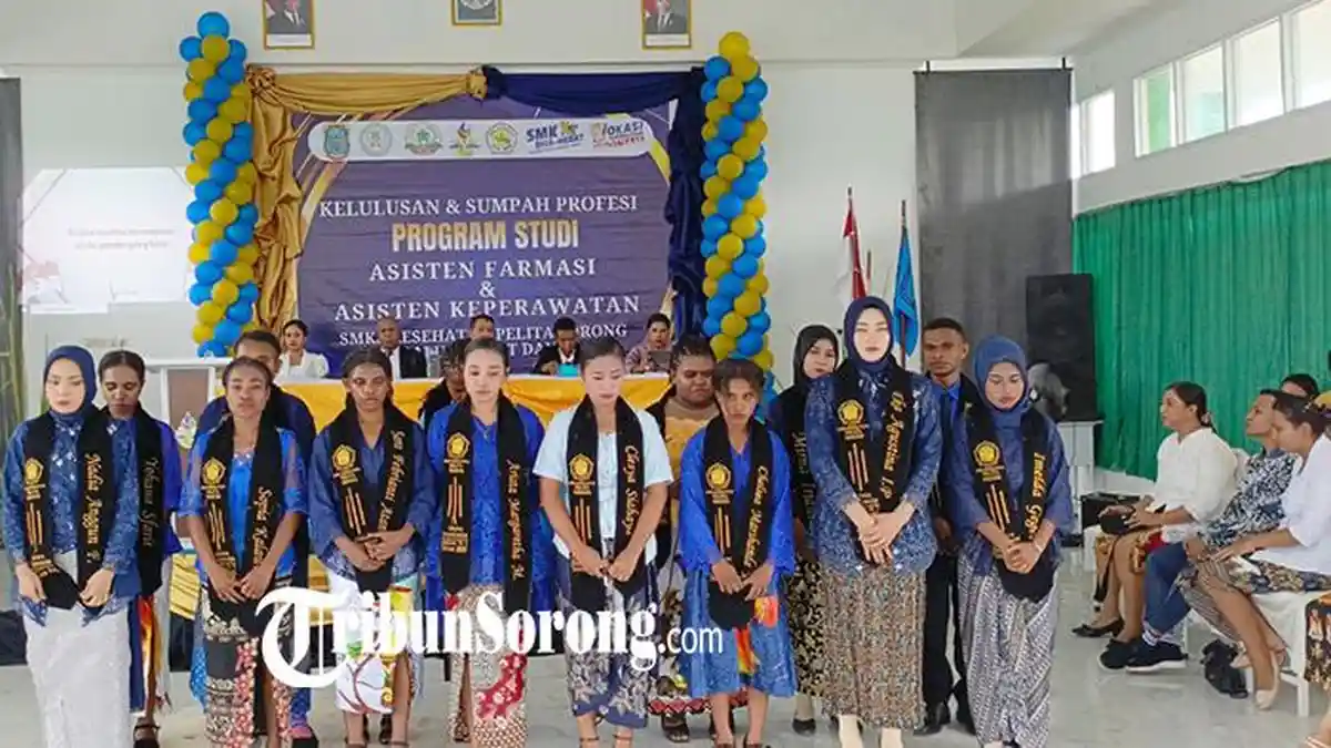 31 Siswa SMKS Kabupaten Sorong Lulus dan Jalani Sumpah Profesi