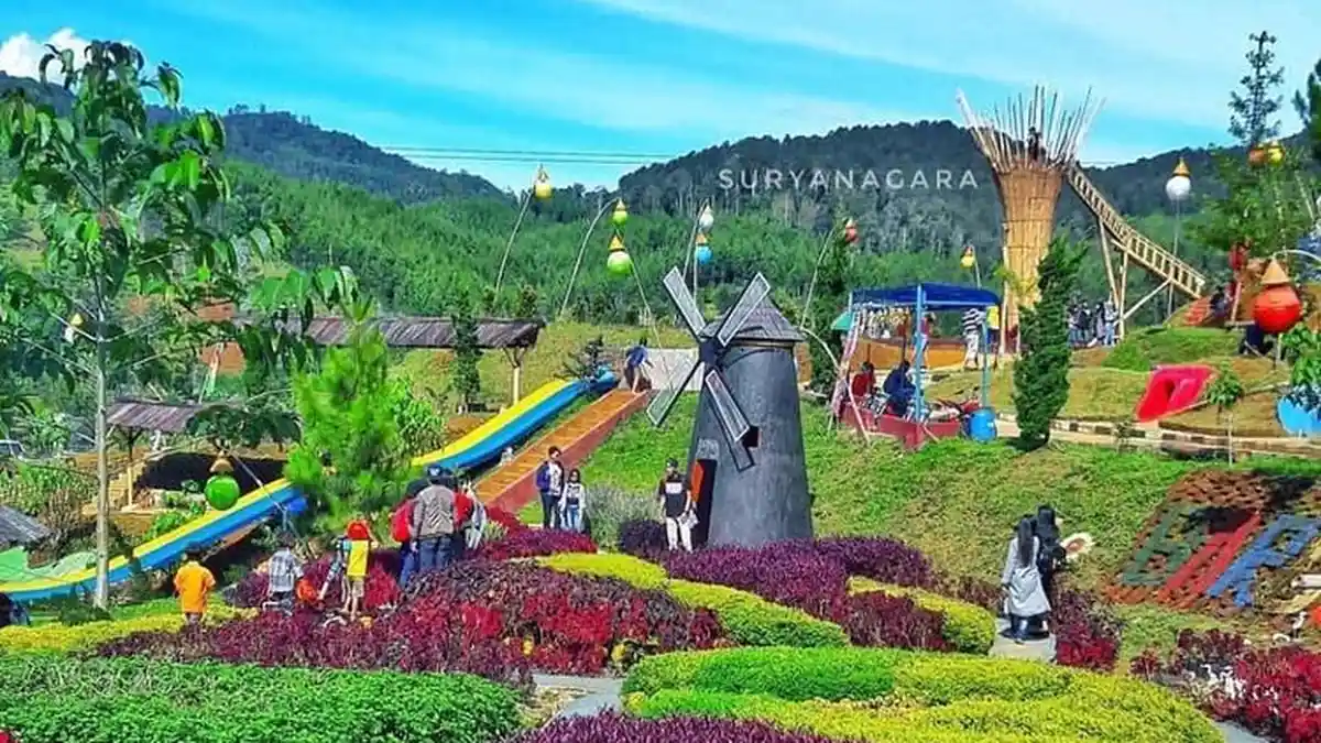 Tempat Wisata di Bandung, Rekreasi ke Barusen Hills yang Instagramable