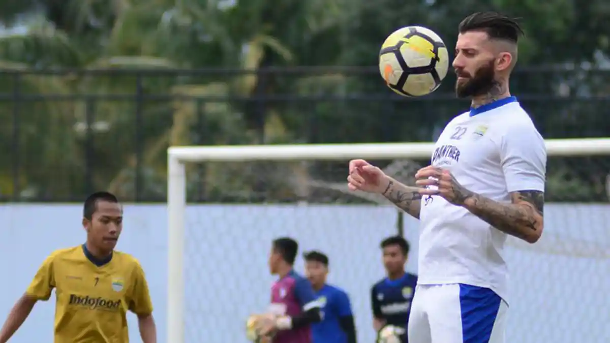 BERITA PERSIB - Bojan Malisic Sebut Lebih Mudah dengan Miljan Radovic Dibanding Gomez. InI Sebabnya