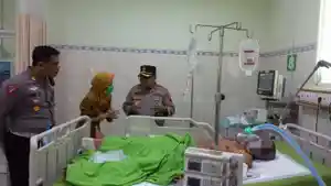 damkar-kondisi-terlindas.jpg