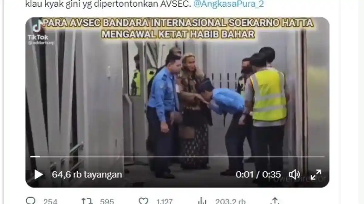 VIRAL 3 Petugas Bandara Soetta Jemput Habib Bahar dari Pesawat hingga Cium Tangan, Kini Dipecat