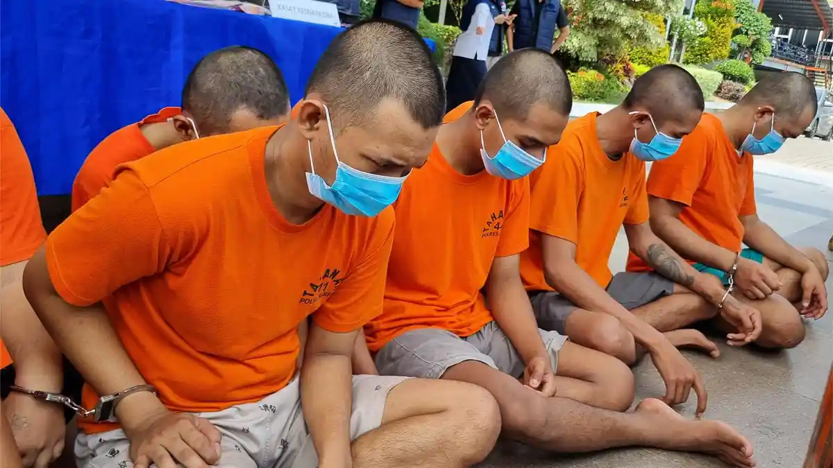 Polisi Gresik Gulung 20 Pengedar Narkoba dalam Operasi Tumpas Narkoba Semeru 2025