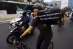 Gowes For Democracy Save Myanmar di Jakarta