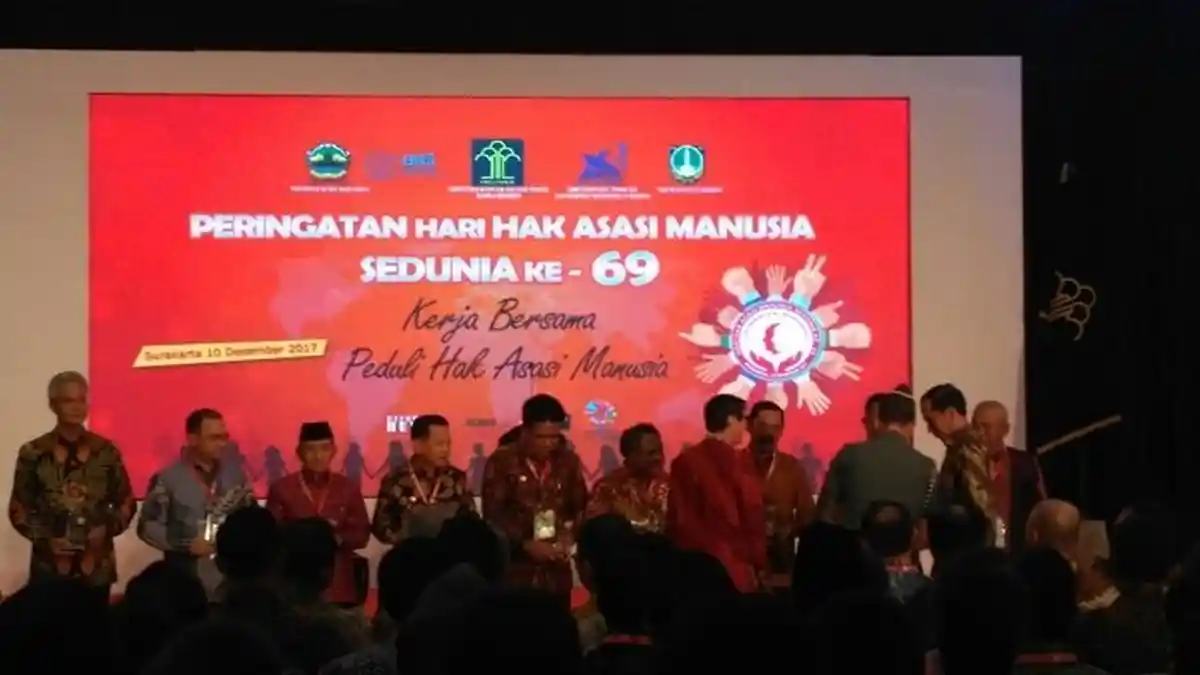 Babel, Jawa Tengah dan Bali Terima Penghargaan Peduli HAM dari Jokowi