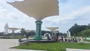 Masjid-Agung-Banten-Lama-Sabtu-Sore.jpg
