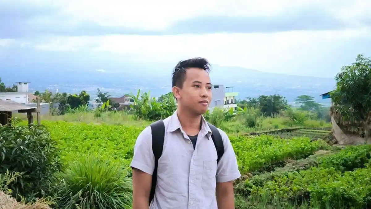 Mengulik Perjalanan Karier Pemilik Website Masdzikry.com Sebagai Penulis Konten