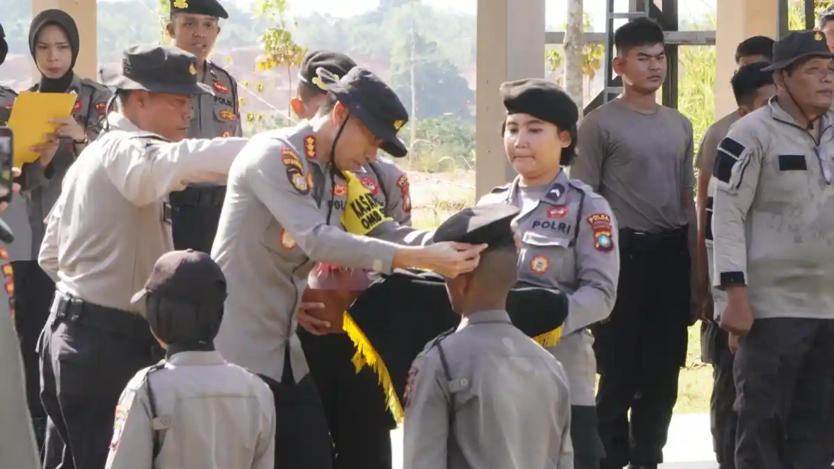 Haru 234 Bintara Remaja Polda Kepri di Batam Ikuti Tradisi Pembaretan