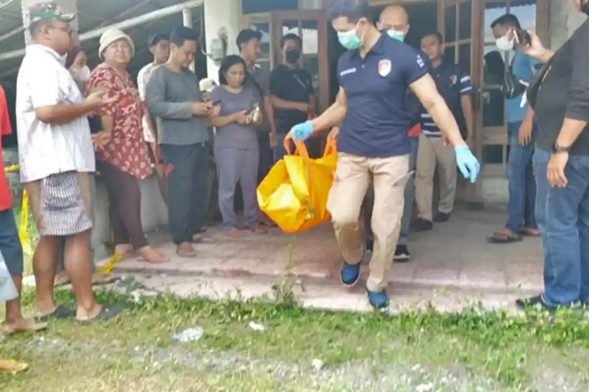 BREAKING NEWS - Geger Penemuan 2 Jasad Kakak Beradik di Kediri, Sudah Meninggal 5 Hari