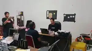 2026-05-05-Pelaku-penyiraman-air-keras-di-Desa-Leppangang.jpg