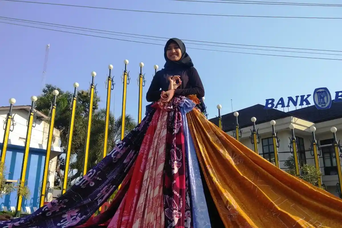 Peringatan Hari Batik Ala Siswa SMP Negeri 1 Bantul