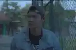 uplikan-video-klip-lagu-Tri-Suaka-Ft-D.jpg